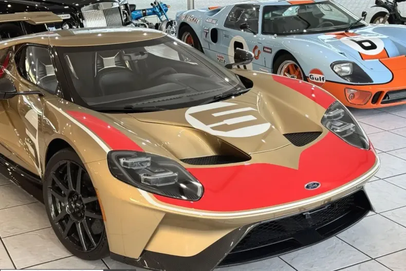 Ford GT din 2022 cu 1.651 km - oferta FOR215389 - foto 17