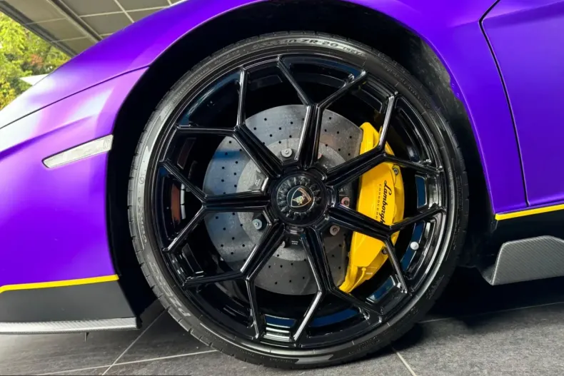 Lamborghini Aventador din 2022 cu 4.715 km - oferta LAM215390 - foto 13