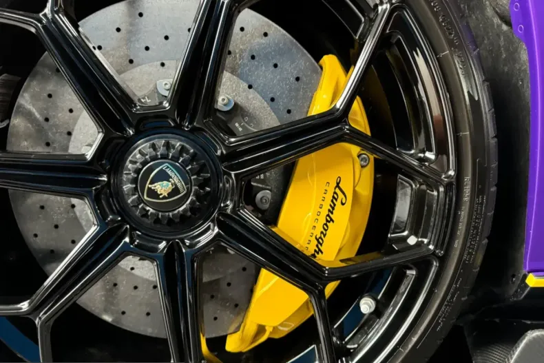 Lamborghini Aventador din 2022 cu 4.715 km - oferta LAM215390 - foto 14