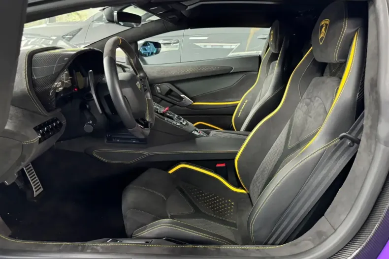 Lamborghini Aventador din 2022 cu 4.715 km - oferta LAM215390 - foto 17