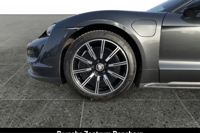 Porsche Taycan din 2022 cu 51.000 km - oferta POR215393 - foto 9
