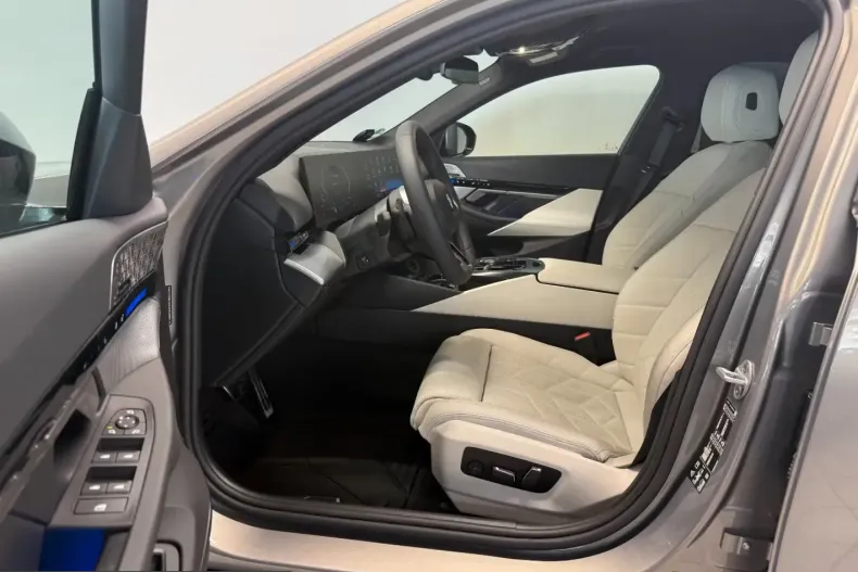 BMW 540 (Seria 5) din 2024 cu 7.800 km - oferta BMW215399 - foto 9