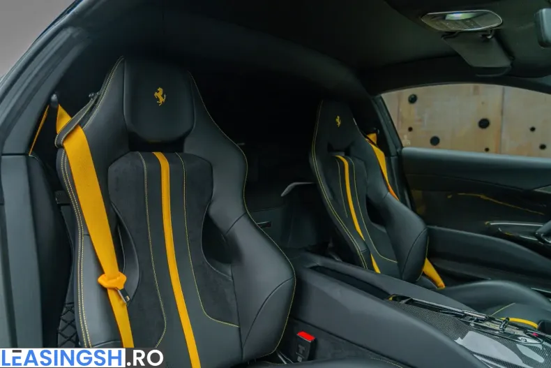 Ferrari 812 din 2022 cu 1.160 km - oferta FER215403 - foto 37