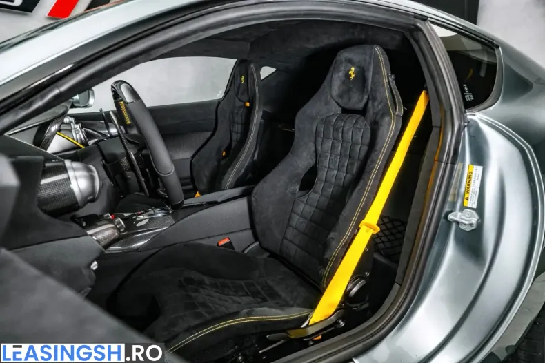 Ferrari 812 din 2022 cu 1.750 km - oferta FER215405 - foto 10