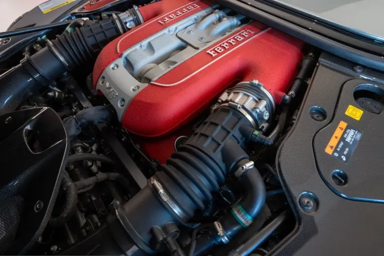 Ferrari Monza din 2022 cu 2.100 km - oferta FER215406 - foto 36