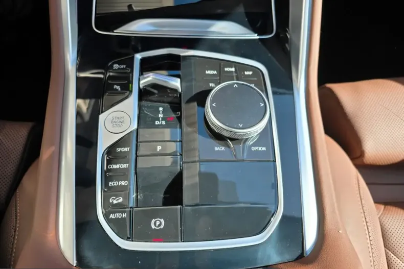 BMW X6 (Seria X) din 2025 cu 25.899 km - oferta BMW215412 - foto 7