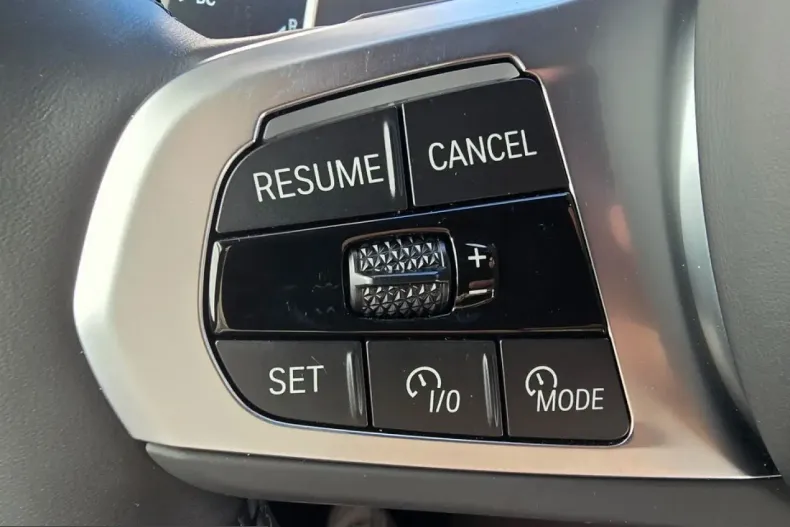 BMW X6 (Seria X) din 2025 cu 25.899 km - oferta BMW215412 - foto 18