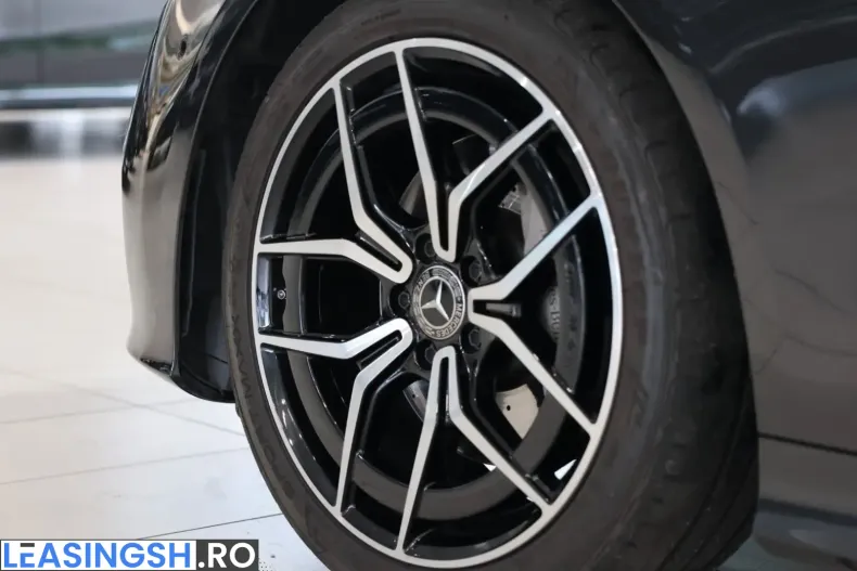 Mercedes-Benz E 200 (Clasa E) din 2023 cu 32.545 km - oferta MER215418 - foto 6