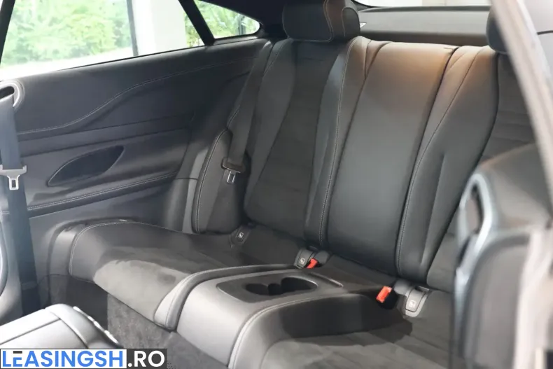 Mercedes-Benz E 200 (Clasa E) din 2023 cu 32.545 km - oferta MER215418 - foto 31