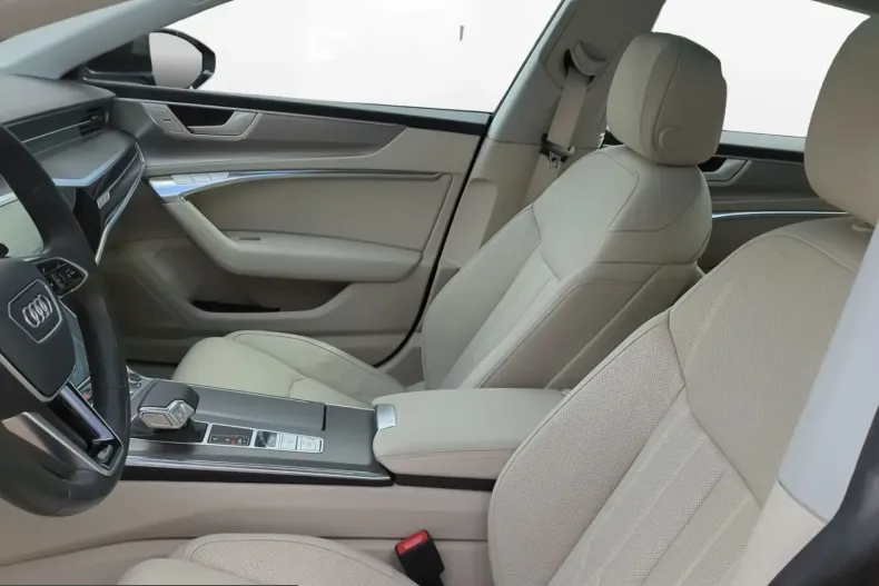 Audi A7 din 2023 cu 46.490 km - oferta AUD215419 - foto 4