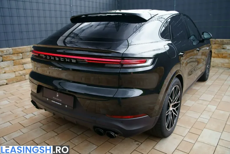 Porsche Cayenne din 2024 cu 33.000 km - oferta POR215423 - foto 1