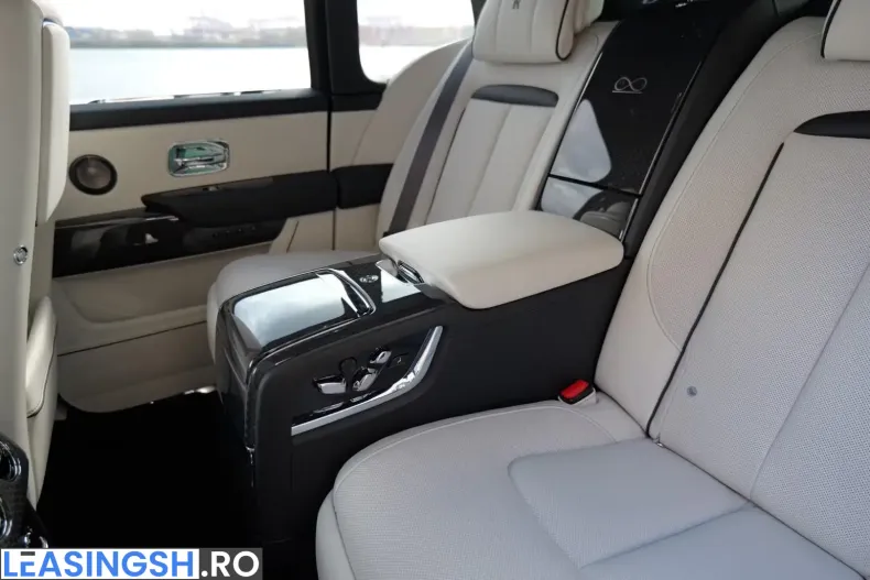 Rolls-Royce Cullinan din 2026 cu 37 km - oferta ROL215430 - foto 23
