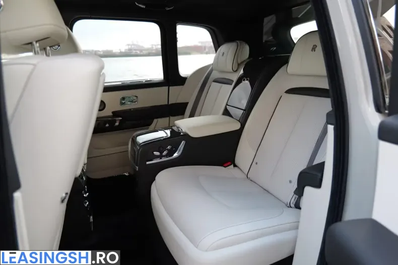 Rolls-Royce Cullinan din 2026 cu 37 km - oferta ROL215430 - foto 37