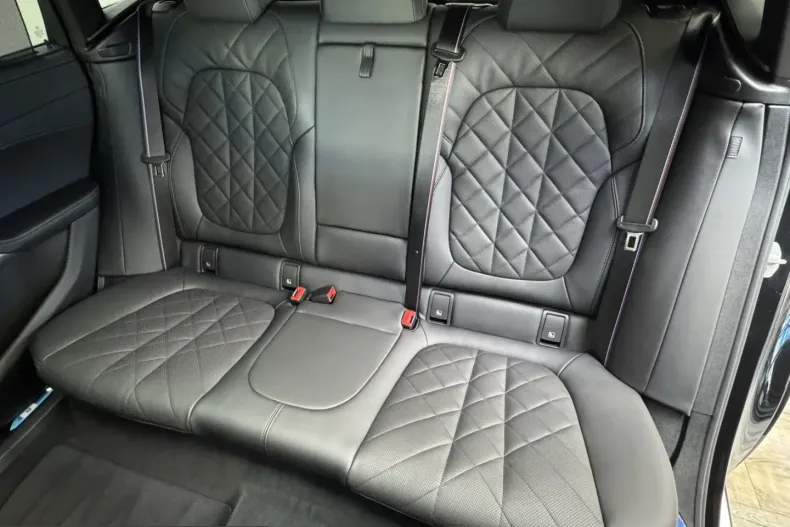 BMW X6 (Seria X) din 2025 cu 8.600 km - oferta BMW215433 - foto 18