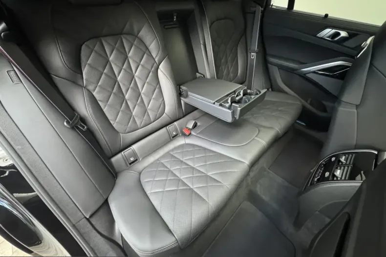 BMW X6 (Seria X) din 2025 cu 8.490 km - oferta BMW215434 - foto 28