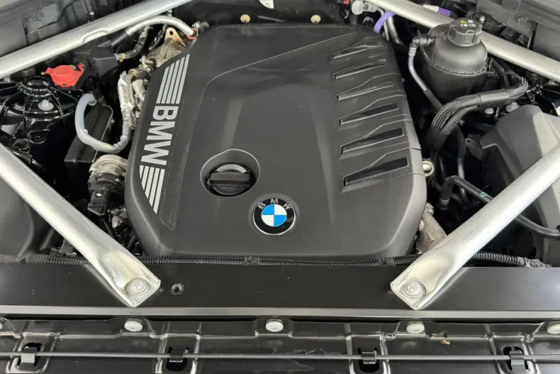 BMW X6 (Seria X) din 2025 cu 8.490 km - oferta BMW215434 - foto 40