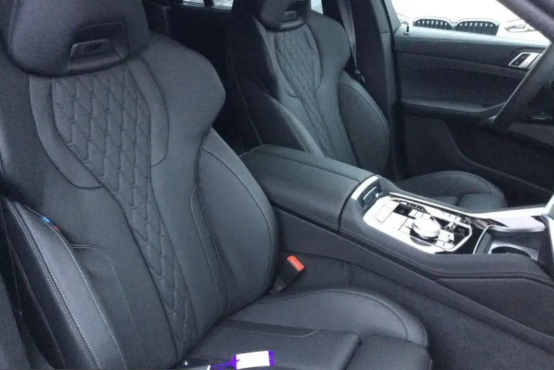 BMW X6 (Seria X) din 2025 cu 18.290 km - oferta BMW215438 - foto 7