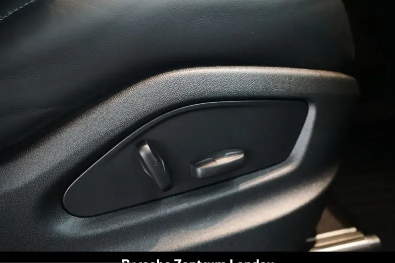 Porsche Cayenne din 2024 cu 12.490 km - oferta POR215441 - foto 33