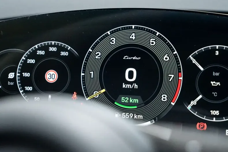Porsche Cayenne din 2025 cu 9.678 km - oferta POR215443 - foto 23