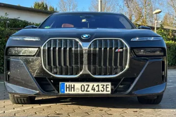 BMW M760 din 2023 - oferta BMW215445