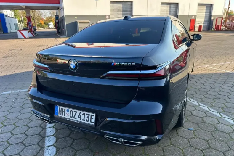 BMW M760 (Seria 7) din 2023 cu 75.000 km - oferta BMW215445 - foto 4