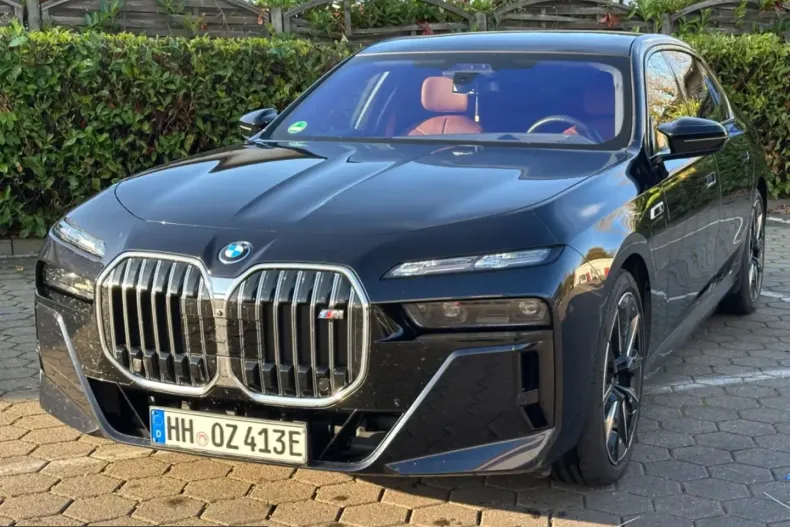 BMW M760 (Seria 7) din 2023 cu 75.000 km - oferta BMW215445 - foto 5