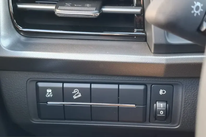 Ssangyong REXTON din 2025 cu 7 km - oferta SSA215450 - foto 17