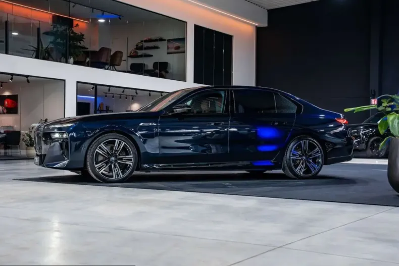 BMW 760 (Seria 7) din 2023 cu 70.655 km - oferta BMW215451 - foto 2