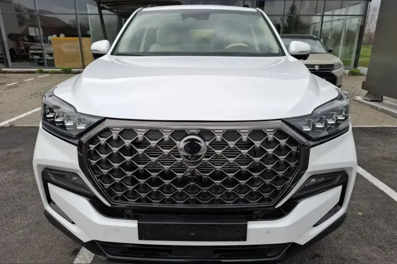KGM Rexton din 2025 cu 12 km - oferta KGM215456 - foto 2