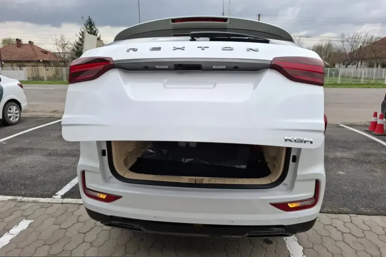 KGM Rexton din 2025 cu 12 km - oferta KGM215456 - foto 11