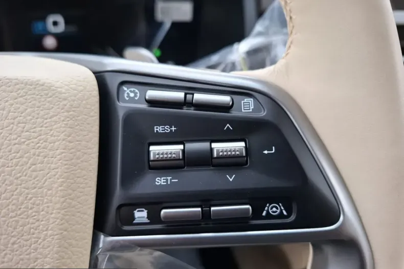 KGM Rexton din 2025 cu 12 km - oferta KGM215456 - foto 15
