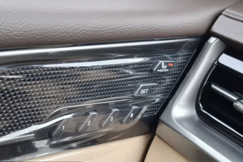 KGM Rexton din 2025 cu 12 km - oferta KGM215456 - foto 16
