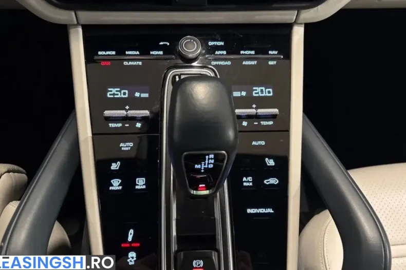 Porsche Cayenne din 2022 cu 92.433 km - oferta POR215463 - foto 16
