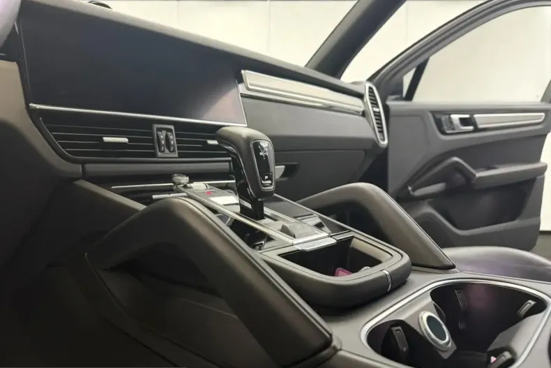 Porsche Cayenne din 2022 cu 86.000 km - oferta POR215464 - foto 19