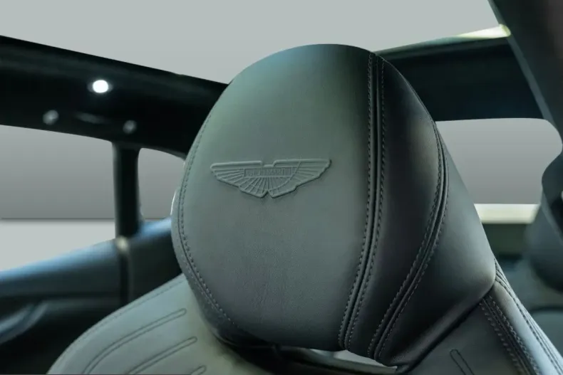 Aston Martin DBX din 2024 cu 19.900 km - oferta AST215470 - foto 5
