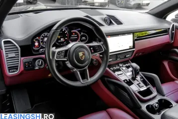 Porsche Cayenne din 2021 - oferta POR215480