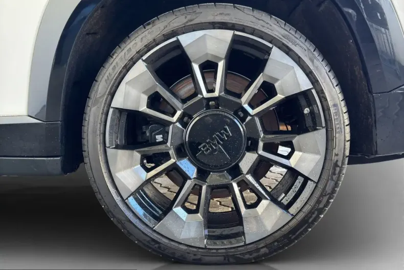 BMW XM (Seria X) din 2025 cu 14.917 km - oferta BMW215482 - foto 8