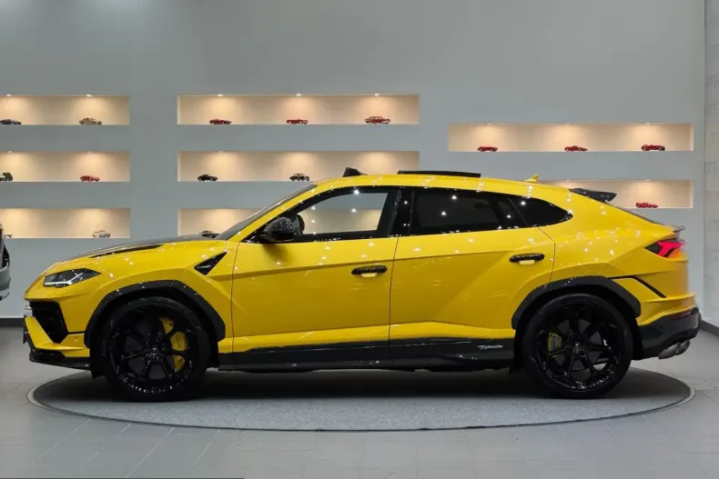 Lamborghini Urus din 2025 cu 2.000 km - oferta LAM215483 - foto 2