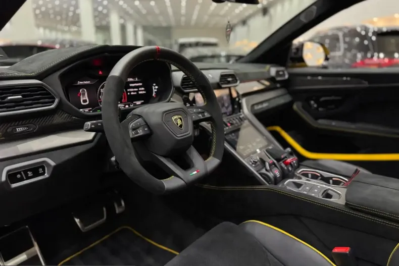 Lamborghini Urus din 2025 cu 2.000 km - oferta LAM215483 - foto 6