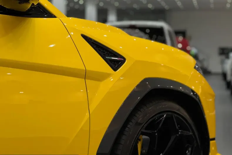 Lamborghini Urus din 2025 cu 2.000 km - oferta LAM215483 - foto 19