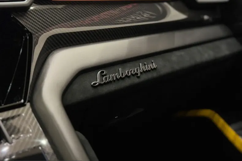 Lamborghini Urus din 2025 cu 2.000 km - oferta LAM215483 - foto 38