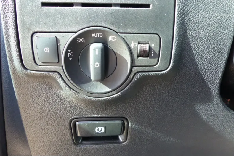 Mercedes-Benz Vito din 2021 cu 75.779 km - oferta MER215488 - foto 14