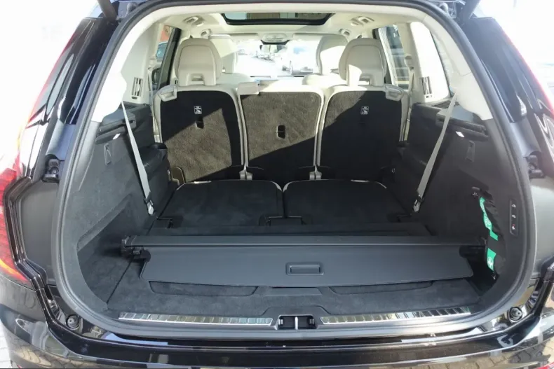Volvo XC90 din 2025 cu 17.350 km - oferta VOL215494 - foto 28