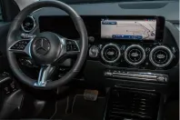 Mercedes-Benz GLA 250 (Clasa GLA) din 2025 cu 7.347 km - oferta MER215495 - foto 5