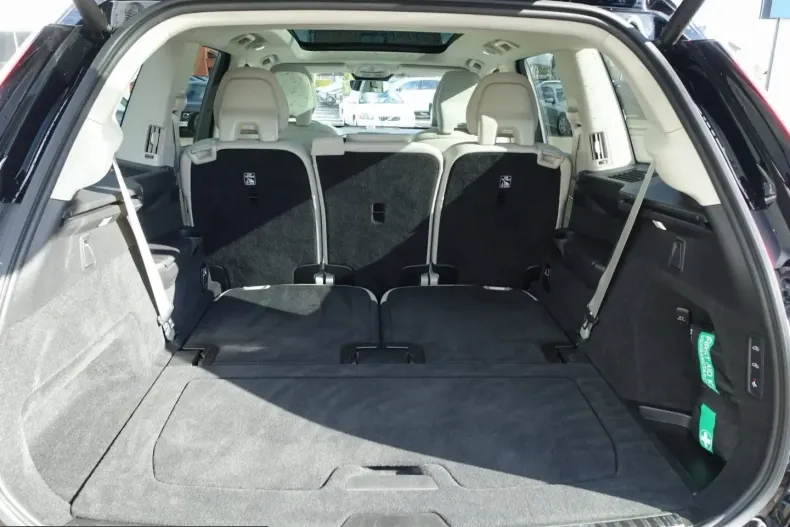 Volvo XC90 din 2025 cu 18.400 km - oferta VOL215498 - foto 28