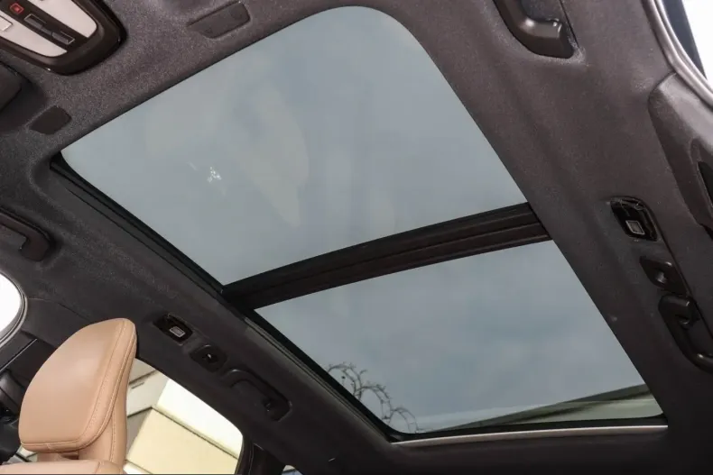 Volvo XC60 din 2025 cu 17.300 km - oferta VOL215500 - foto 10