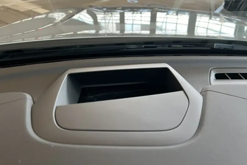 Volvo XC60 din 2025 cu 11.603 km - oferta VOL215502 - foto 25