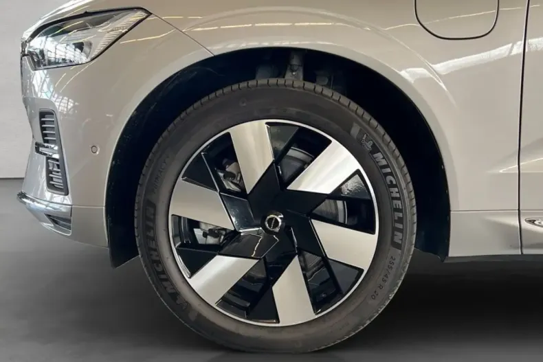 Volvo XC60 din 2025 cu 11.603 km - oferta VOL215502 - foto 28