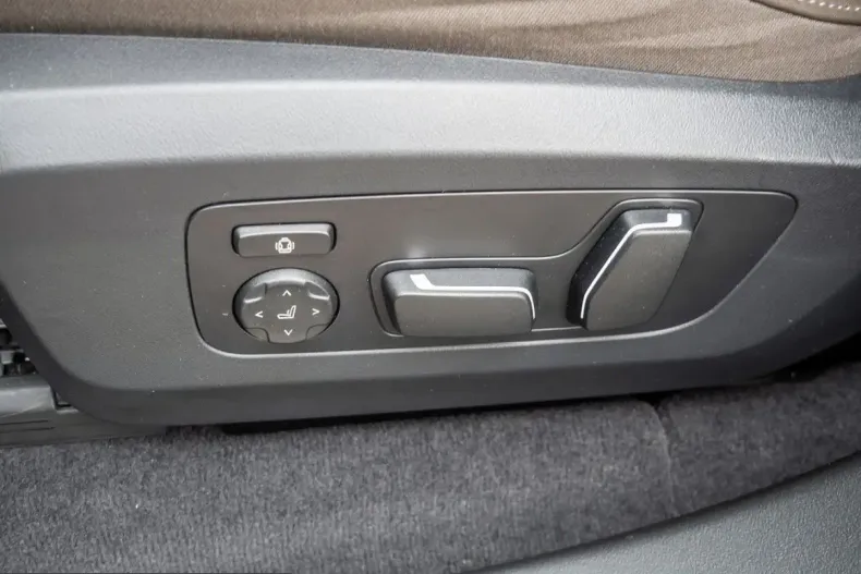 BMW X3 (Seria X) din 2025 cu 6.215 km - oferta BMW215507 - foto 20