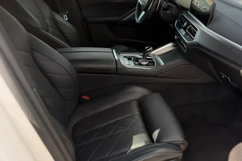BMW X6 (Seria X) din 2023 cu 72.317 km - oferta BMW215535 - foto 9